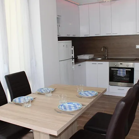 Apartment Nella Apartman *